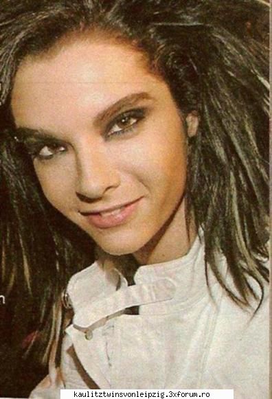 Bill,Tom si fetele - sh asta e cuuuuuuuuuuuuuuuuuuute:X:X:X:X:X:X:X:X:X - Kaulitz twins von Leipzig
