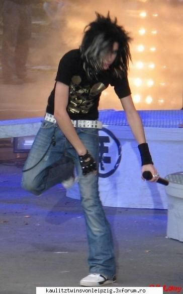 Funny pics - Hai s my incerc sh eu cva: BILL: Hey hey - Kaulitz twins von Leipzig