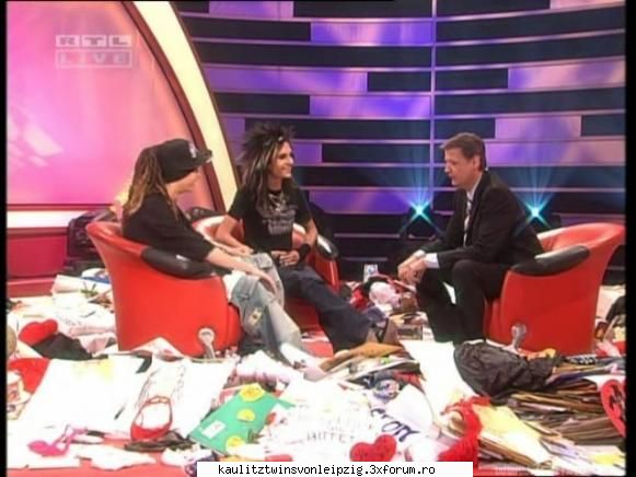 Funny pics - Nu m-a lasat s pun poza :x oricum,era stil a - Kaulitz twins von Leipzig